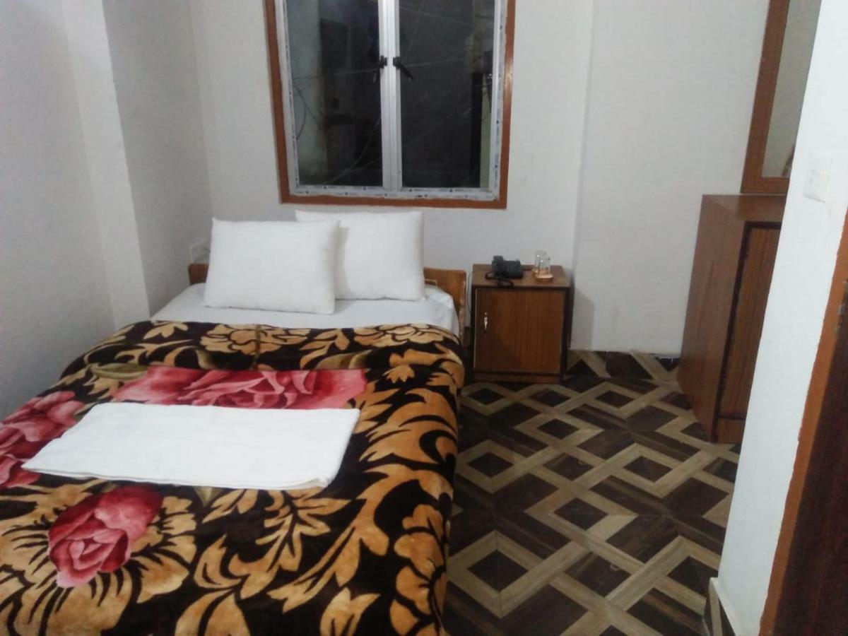 Nirala Guest House Darjeeling  Dış mekan fotoğraf
